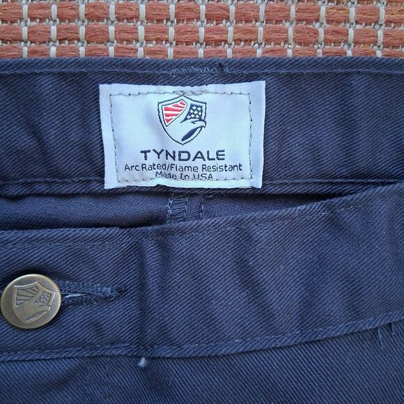 Tyndale FR Flame Resistant ARC / CAT 2 Work Pants 40x32 Navy Blue USA NWT - Picture 4 of 10